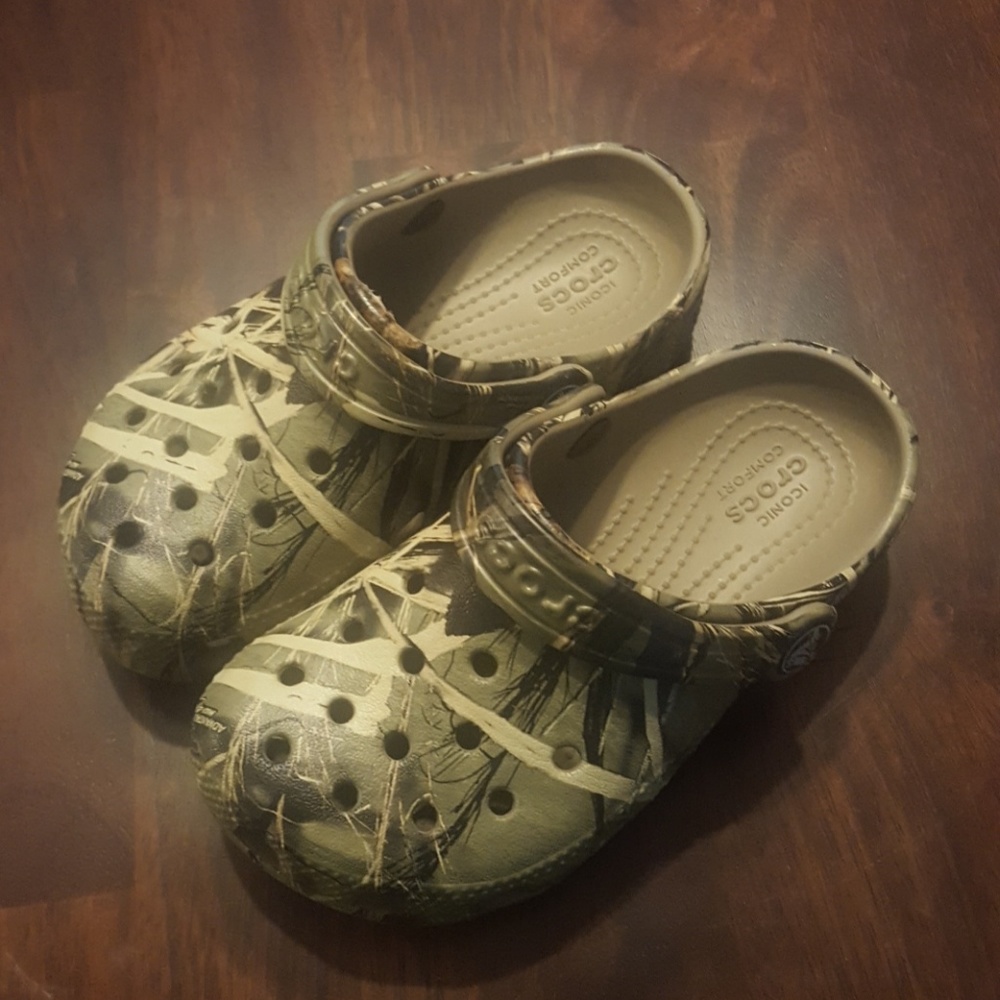 Crocs